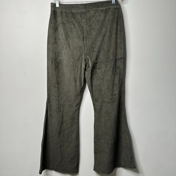 NEW Aerie Olive Green Groove On Velour Rib Flared High Rise Pants Women's Large - Picture 4 of 6
